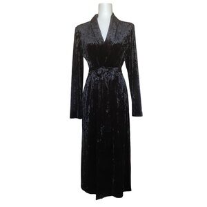 WAYF | The La Roux Black Crushed Velveteen Belted Robe